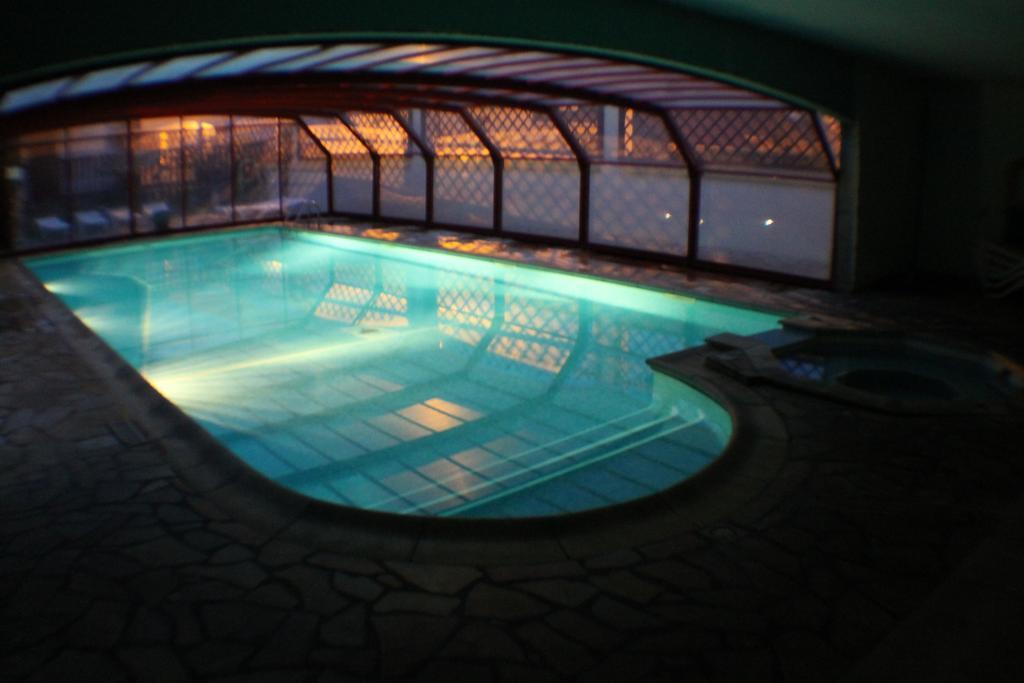 Hotel De La Pomme De Pin Ве-Боко-ле-Бен Екстериор снимка