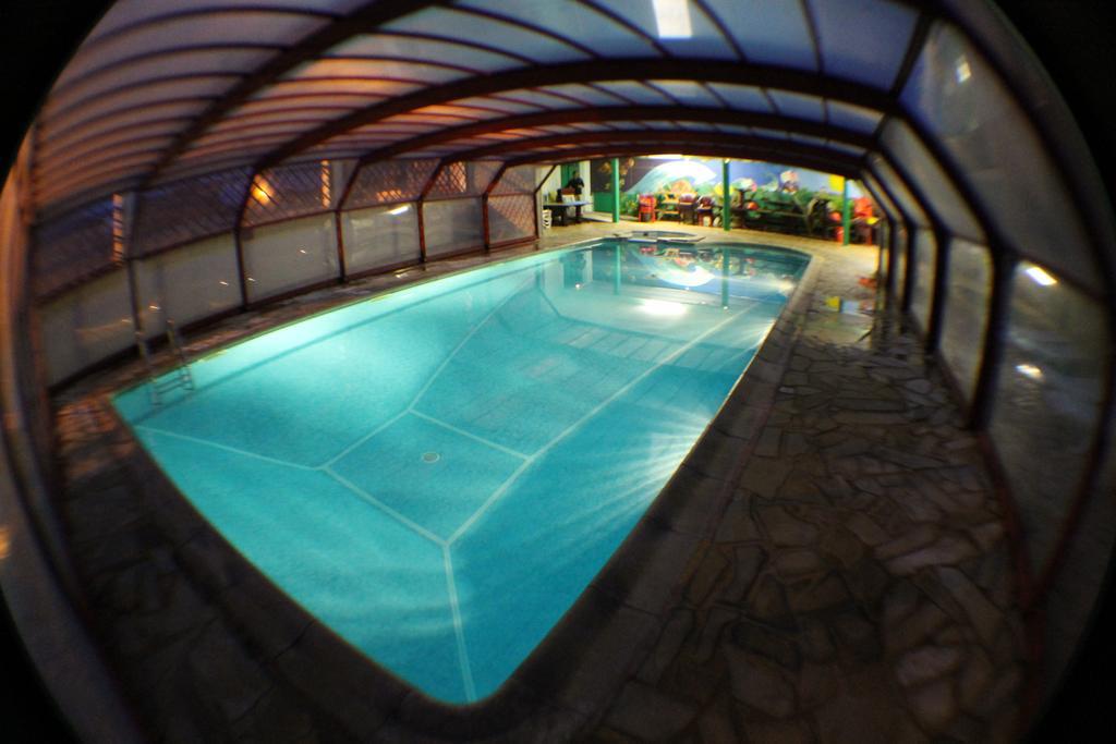 Hotel De La Pomme De Pin Ве-Боко-ле-Бен Екстериор снимка